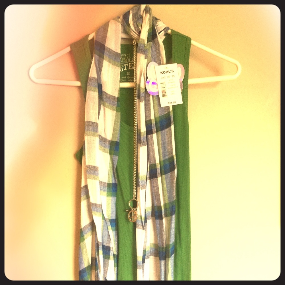 Brand new tank, scarf, necklace set